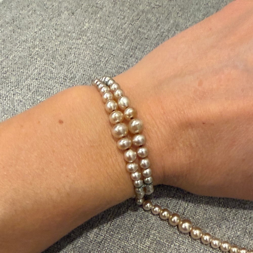Vintage faux Pearl Necklace and Bracelet Set made in Japan - Picture 6 of 7